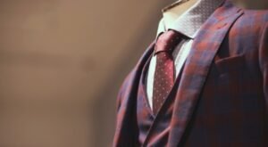 Common Tie Bar Mistakes That Weaken a Suit