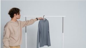 Choose Warm Fabrics Without Extra Thickness