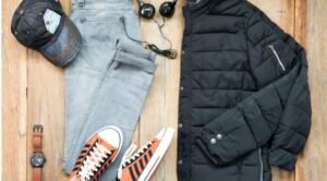 How To Layer Clothes For Men Without Looking Bulky