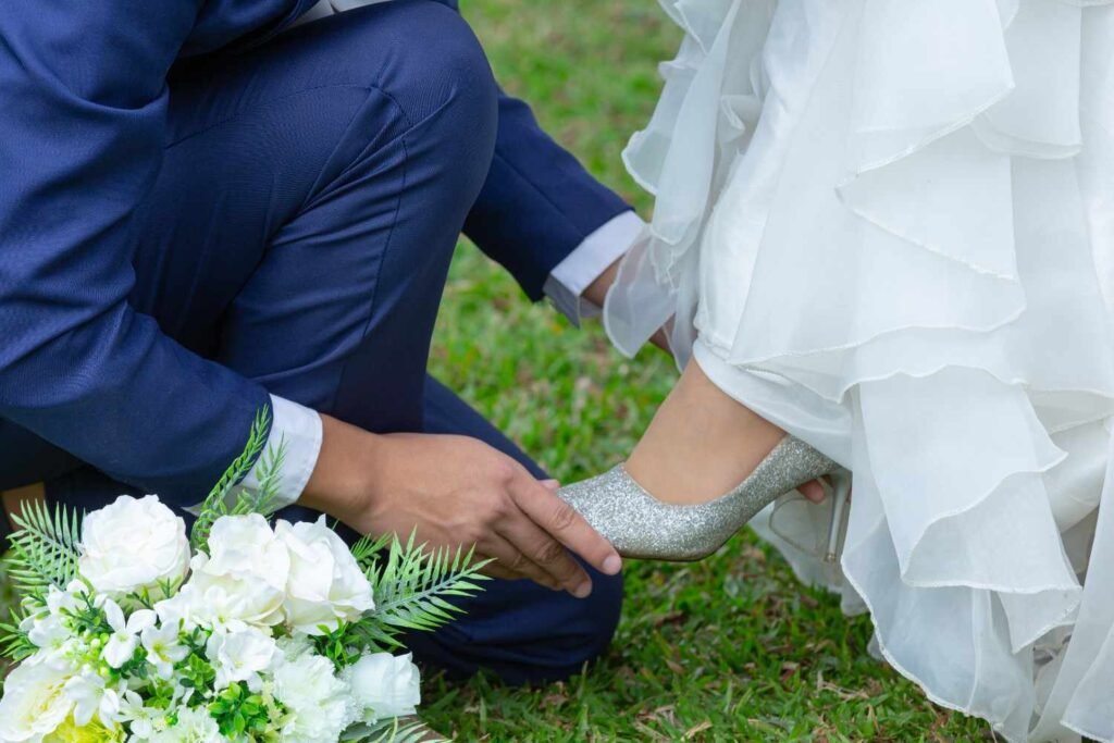 Why Are Thick Block Heels Good for Outdoor Weddings?