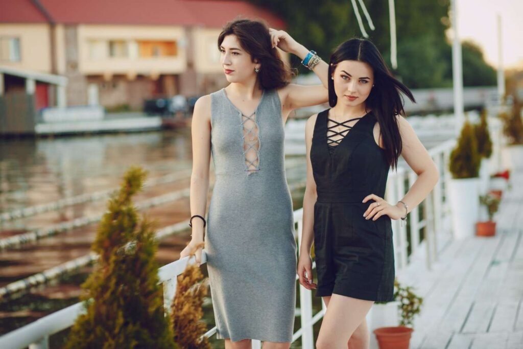 Can Petite Guests Wear Smocked Maxi Dresses?
